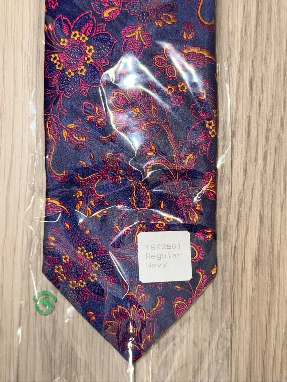 Paul Fredrick Mens Regular Navy paisley Handmade 100% Italian silk ties NWOT